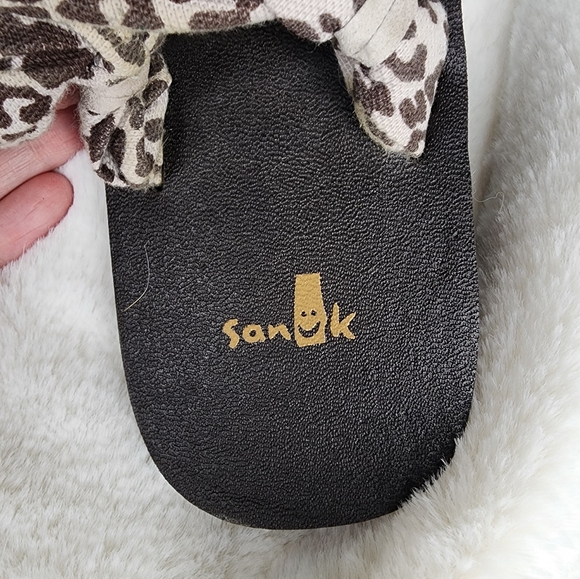 Sanuk sandals 9 - Picture 6 of 6